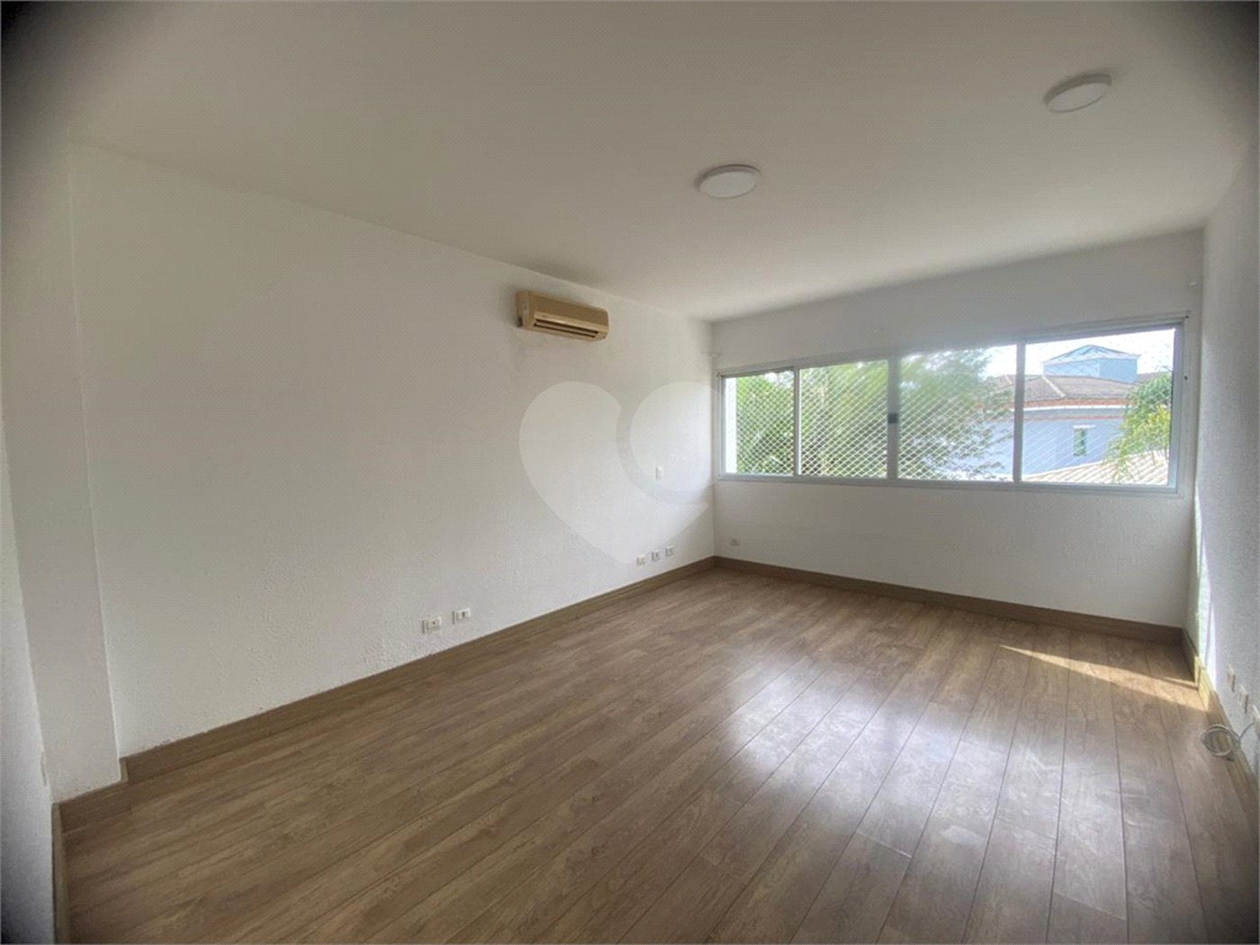 Casa para alugar com 3 suítes no condomínio Angelo Vial, Sorocaba - SP