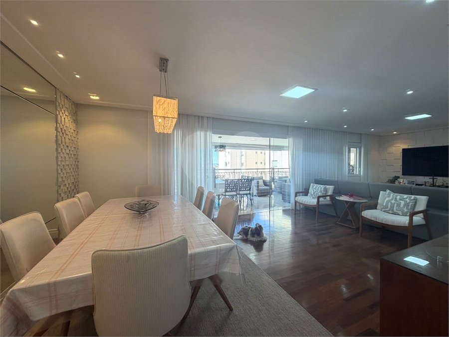 Apartamento à venda com 3 suítes em Jardim Marajoara, São Paulo, SP