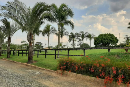 Rancho com 12 dormitórios à venda, 63000 m² por R$ 7.500.000,00 - Condomínio Haras Paineiras - Salto/SP