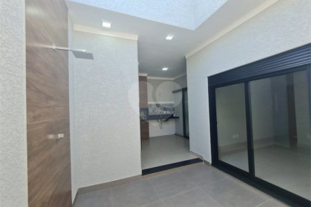 Casa à venda com 3 quartos, sendo 1 suíte, no condomínio Jardim Residencial Villagio Ipanema I, Sorocaba - SP