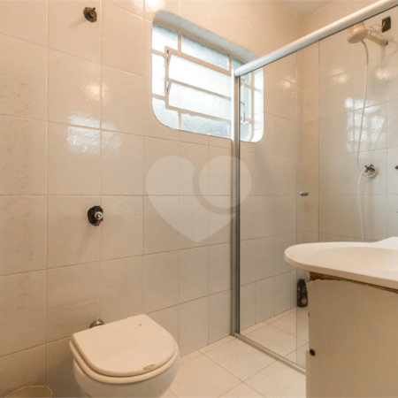 Sobrado na Saúde c/133m2 - 3 Quartos/1 Suíte/2 Vagas paralelas na garagem