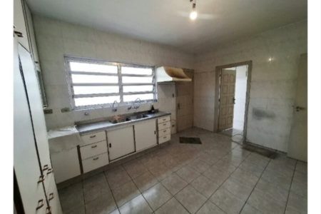 Sobrado à venda com 4 quartos, sendo 1 suíte, em Jardim Bonfiglioli, São Paulo, SP