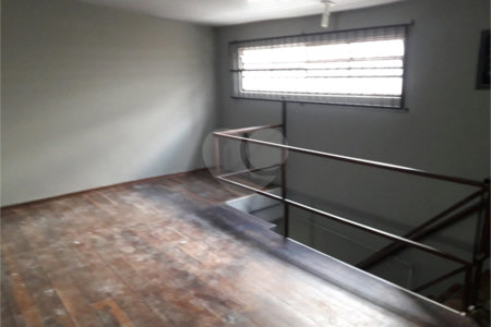 Salão comercial na região central da cidade