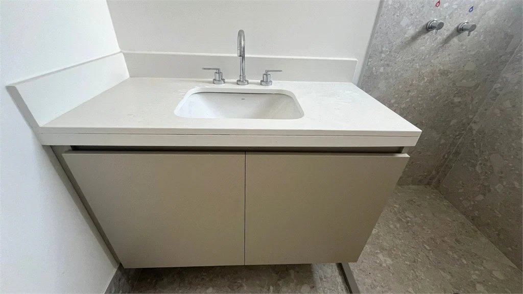 Apartamento à venda com 2 suítes em Pinheiros, São Paulo, SP