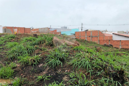 Terreno à venda em Jardim Imperador, Salto, SP