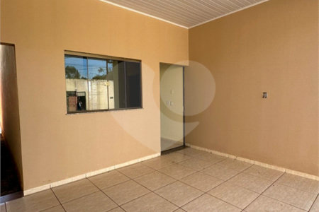 Casa à venda com 2 quartos, sendo 1 suíte, em Jardim Primavera I, Ponta Porã, MS