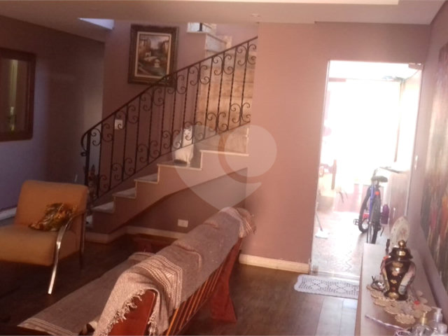Casa à venda com 4 quartos, sendo 2 suítes,  em Vila Medeiros, São Paulo, SP