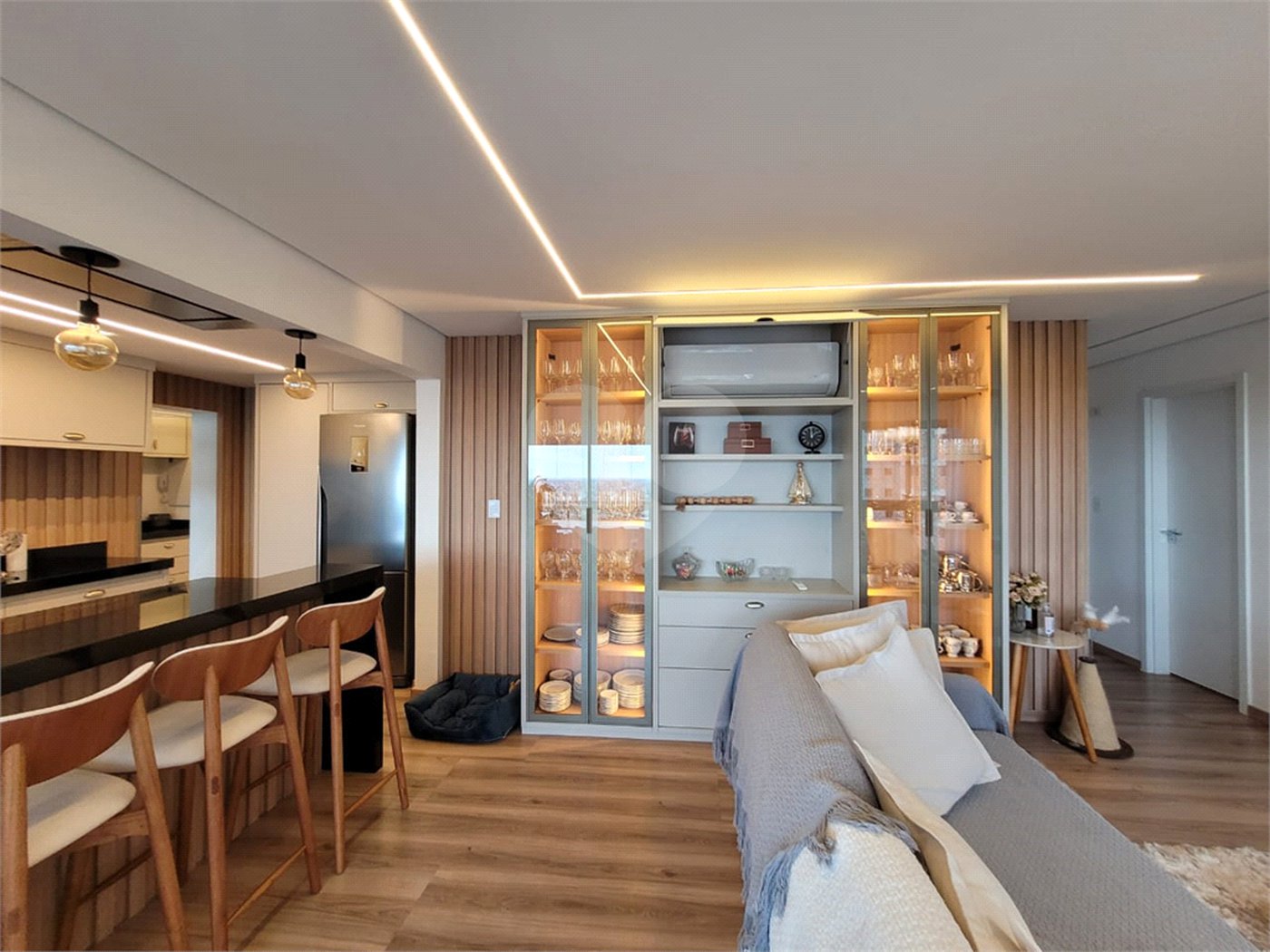 Apartamento à venda com 3 suítes em Parque Campolim, Sorocaba, SP