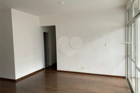 Apartamento à venda com 3 quartos, sendo 1 suíte, em Jardim Paulista, São Paulo, SP