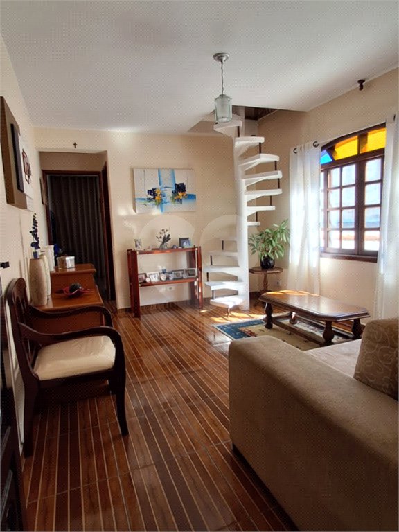 Casa à venda com 3 quartos em Jaraguá, São Paulo, SP