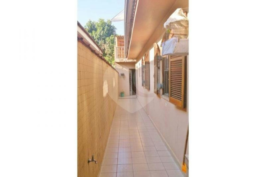 Sobrado à venda com 3 quartos, sendo 1 suíte, em Parada Inglesa, São Paulo, SP