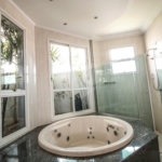 Casa à venda com 4 quartos, sendo 1 suíte,  no condomínio Ibiti do Paço, Sorocaba - SP