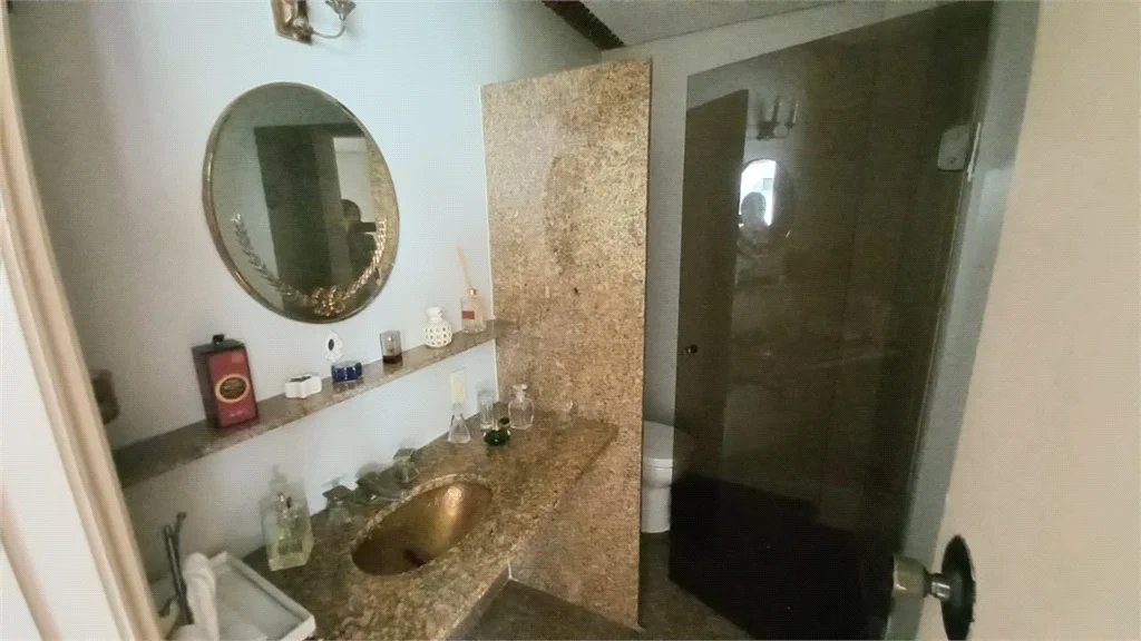 Cobertura à venda com 3 quartos, sendo 1 suíte,  em Vila Pirajussara, São Paulo, SP