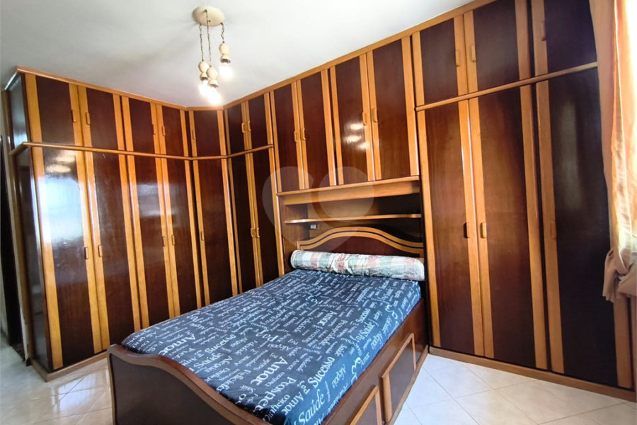 Sobrado à venda com 3 quartos, sendo 1 suíte, em Tremembé, São Paulo, SP