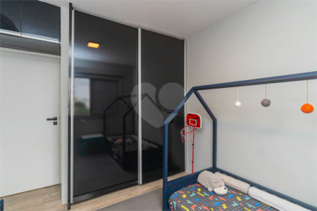 Apartamento à venda com 3 quartos, sendo 1 suíte, em Alto da Boa Vista, São Paulo, SP