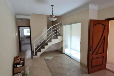 Casa à venda com 4 quartos, sendo 2 suítes, em Vila Nair, São Paulo, SP