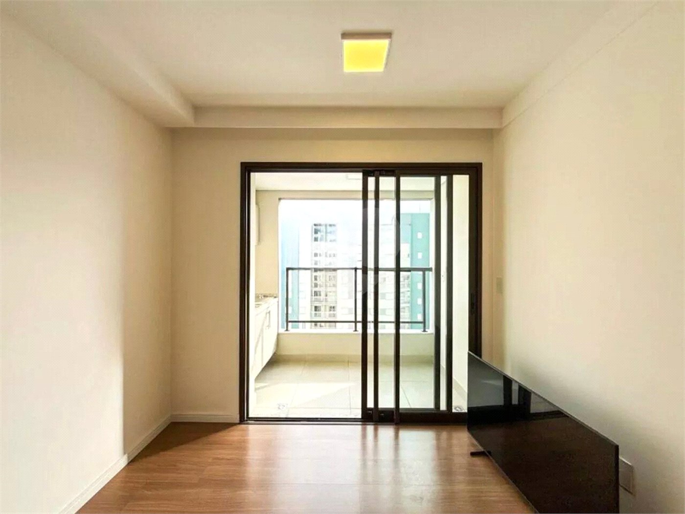 Apartamento à venda com 2 quartos, sendo 1 suíte,  em Jardim Piratininga, Sorocaba, SP