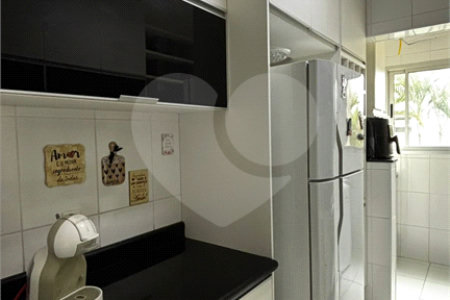 Apartamento à venda com 3 quartos, sendo 1 suíte,  em Socorro, Mogi das Cruzes, SP
