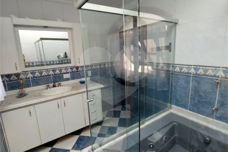 Casa à venda ou para alugar com 5 quartos, sendo 1 suíte, em Cumbari, Mairiporã, SP