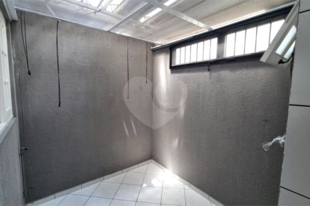 Casa à venda com 3 quartos, sendo 1 suíte,  no condomínio Residencial Villagio, São Paulo - SP