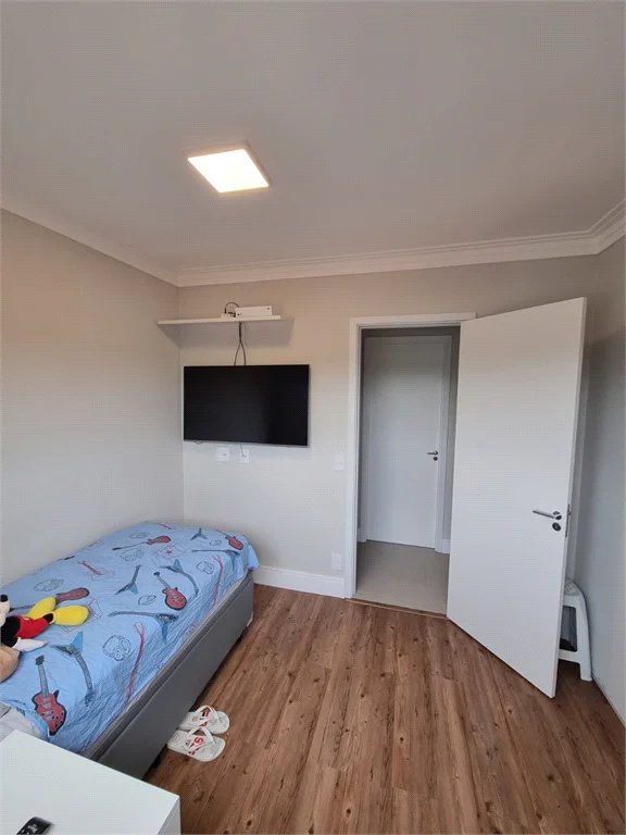 Apartamento à venda com 3 quartos, sendo 1 suíte, em Ferreira, São Paulo, SP