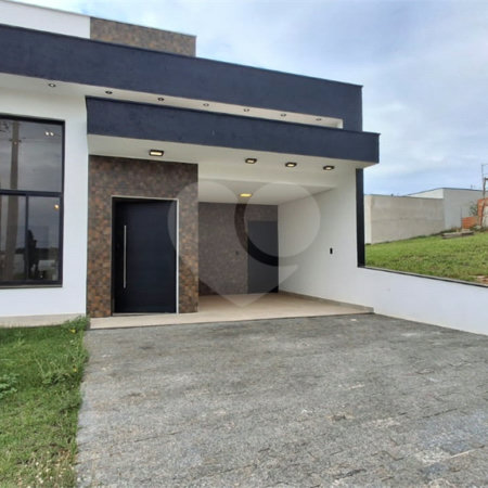 Casa à venda com 3 quartos, sendo 1 suíte, no condomínio Reserva Ipanema, Sorocaba - SP