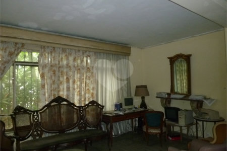 Sobrado à venda com 3 quartos em Jardim Paulista, São Paulo, SP