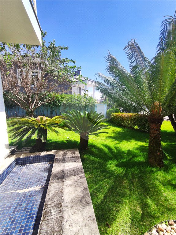 Casa à venda com 3 suítes no condomínio Residencial Suzano, Suzano - SP