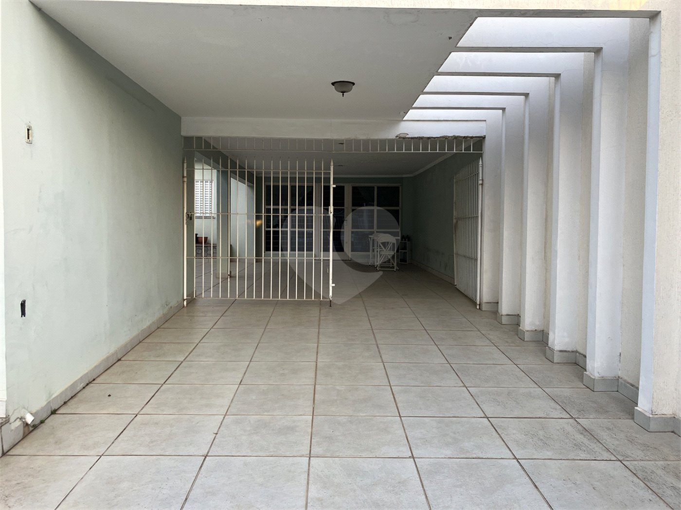Casa Térrea à venda com 4 quartos, sendo 2 suítes, em Jardim Santa Rosália, Sorocaba, SP