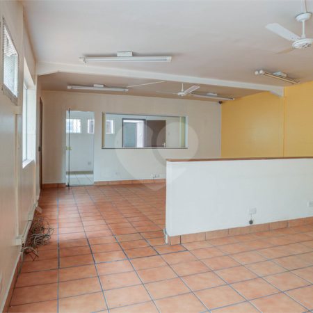Casa à venda ou para alugar com 13 quartos em Chácara Santo Antônio (zona Sul), São Paulo, SP