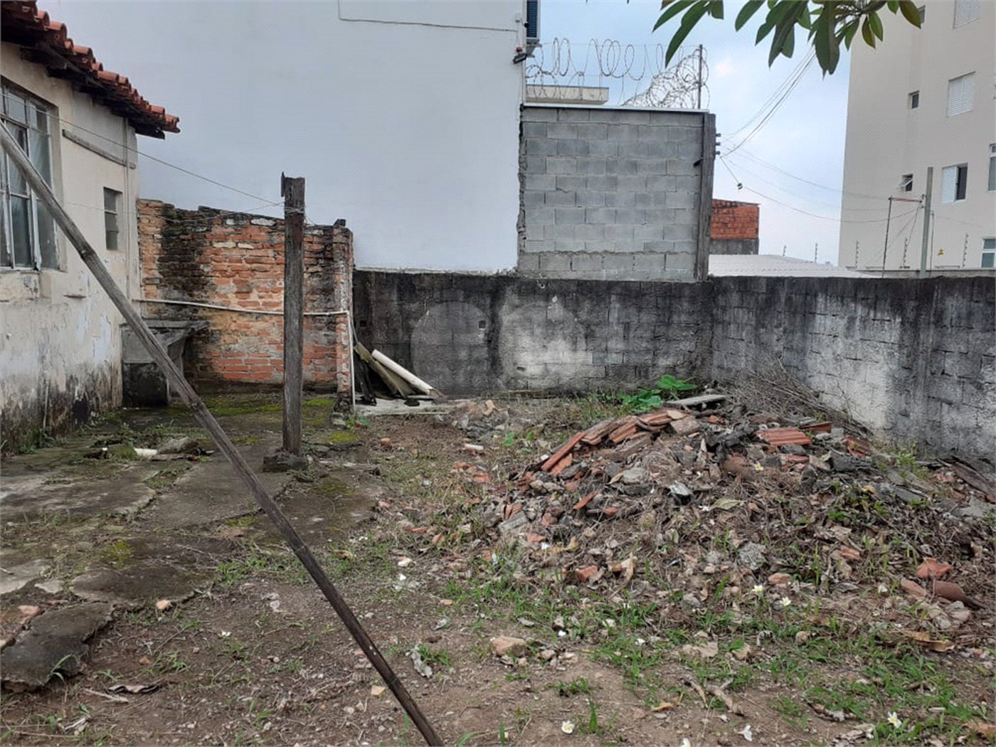 Sobrado à venda com 2 quartos em Vila Mazzei, São Paulo, SP