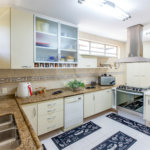 Casa de Vila à venda com 3 quartos, sendo 1 suíte, em Alto da Boa Vista, São Paulo, SP