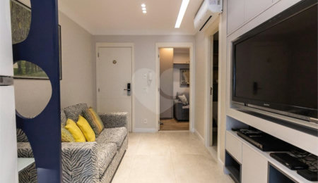 Apartamento à venda ou para alugar com 2 quartos, sendo 1 suíte,  em Vila Gertrudes, São Paulo, SP