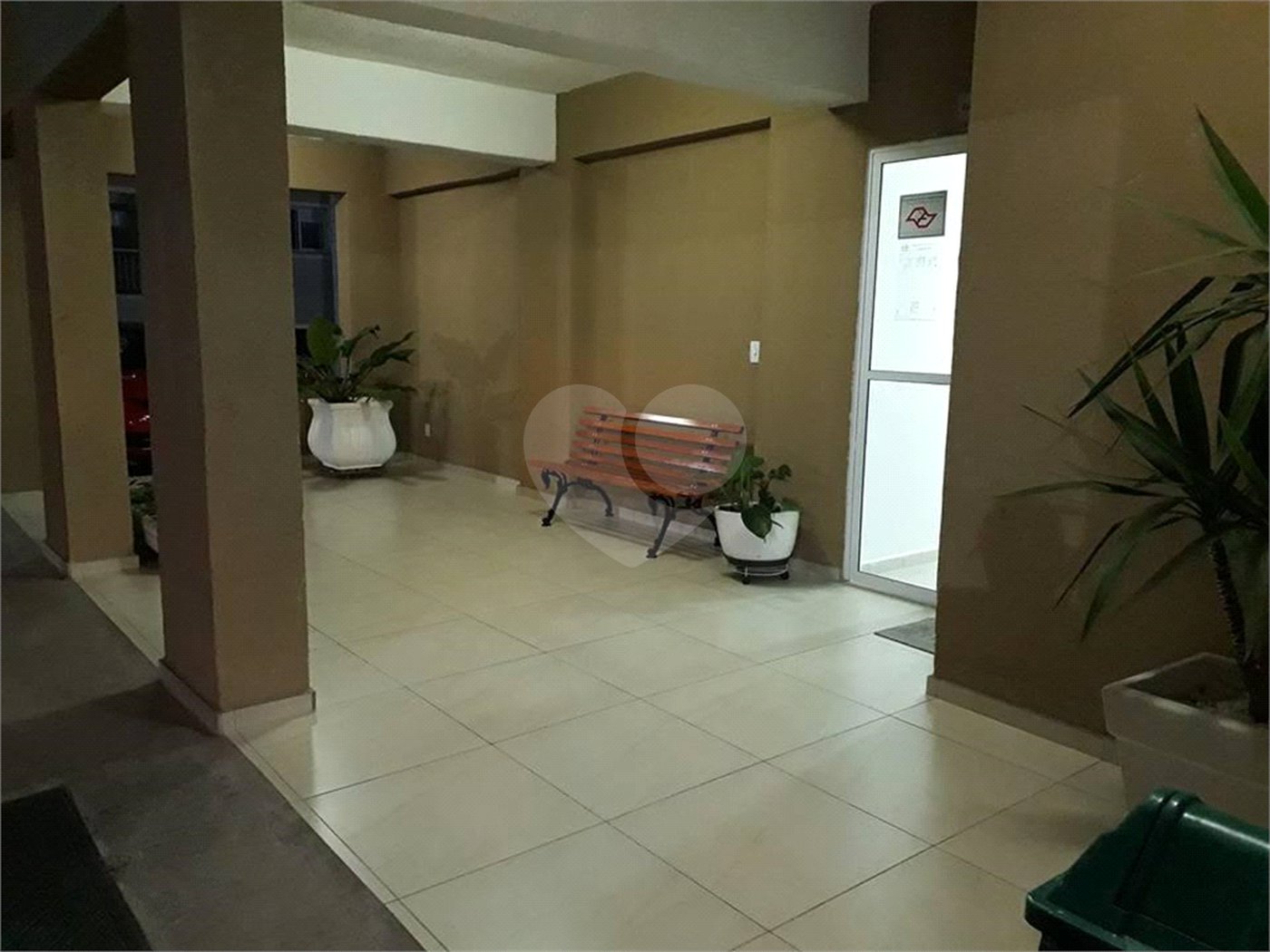Apartamento à venda com 3 quartos, sendo 1 suíte, em Parque Reboucas, São Paulo, SP