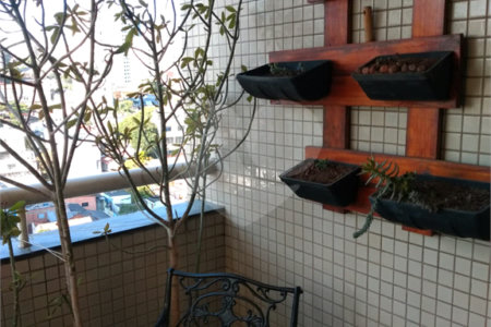 Apartamento à venda com 3 quartos, sendo 1 suíte,  em Vila Romana, São Paulo, SP