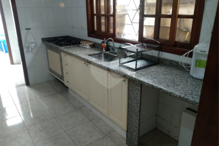 Sobrado à venda com 4 quartos, sendo 2 suítes,  em City Campo Grande, São Paulo, SP