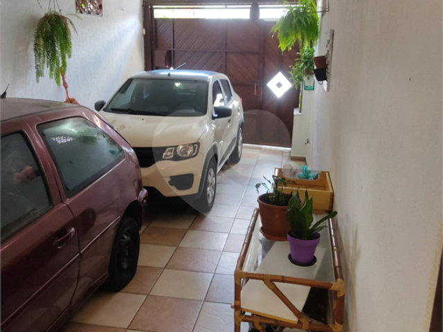 Sobrado à venda com 3 quartos, sendo 1 suíte,  em Santo Amaro, São Paulo, SP