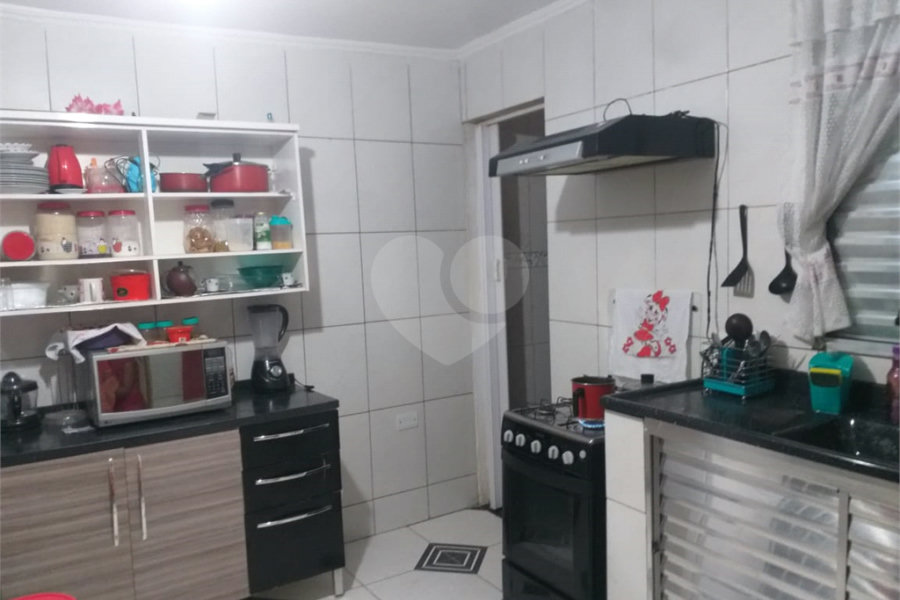 Sobrado à venda com 5 quartos no Brasilândia, São Paulo, SP