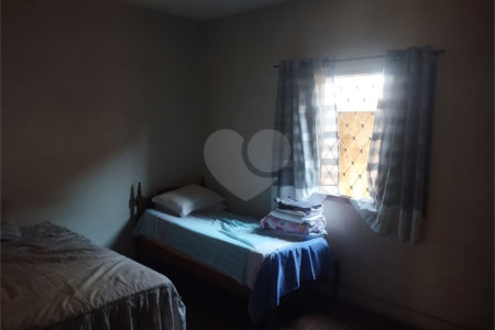 Casa à venda com 2 quartos no Centro, Araraquara, SP