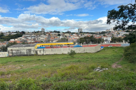 Terreno à venda em Vila Anchieta, Poá, SP