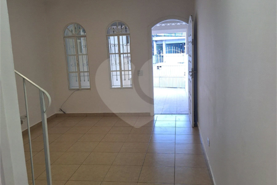 Sobrado à venda com 2 quartos em Vila Nova Cachoeirinha, São Paulo, SP