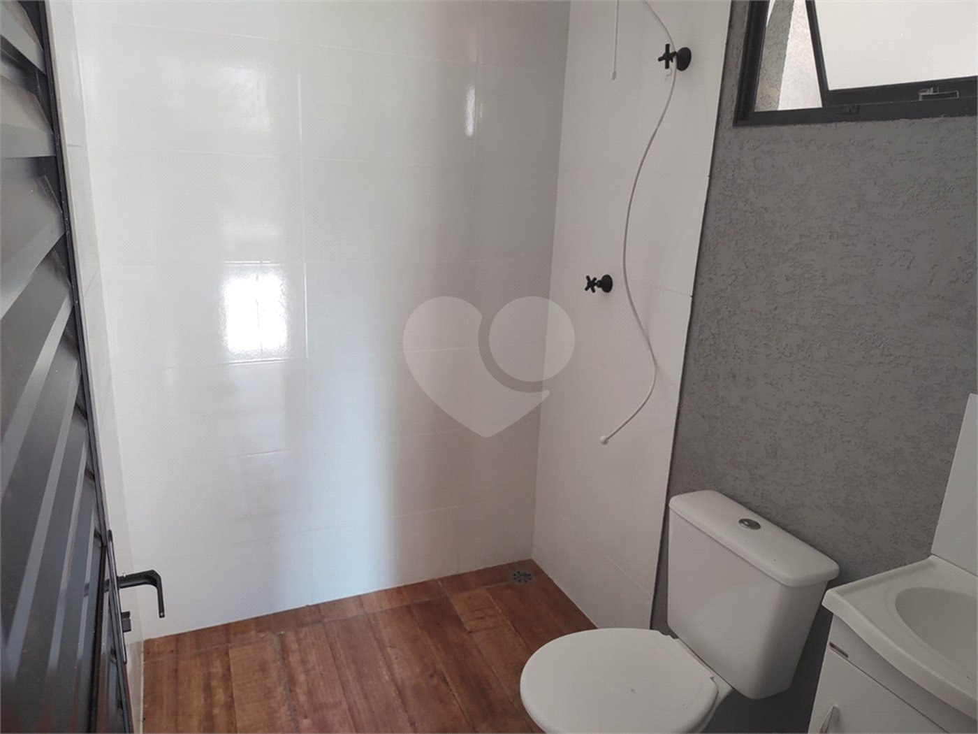 Casa para alugar com 3 quartos, sendo 1 suíte, em Jardim do Lago, Atibaia, SP