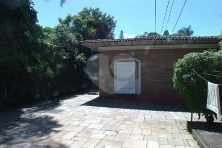Casa à venda com 4 quartos, sendo 1 suíte, em Brooklin Velho, São Paulo, SP