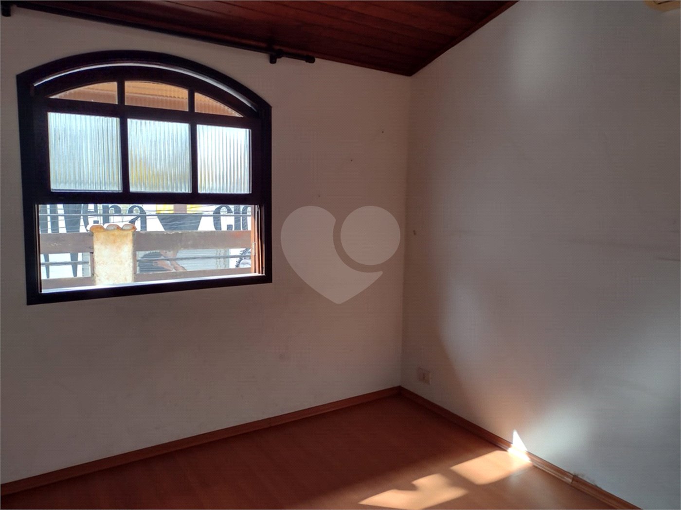 Casa à venda com 4 suítes em Vila Ipojuca, São Paulo, SP
