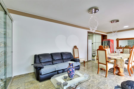 Casa para alugar com 3 quartos, sendo 2 suítes,  em Jardim Petrópolis, São Paulo, SP