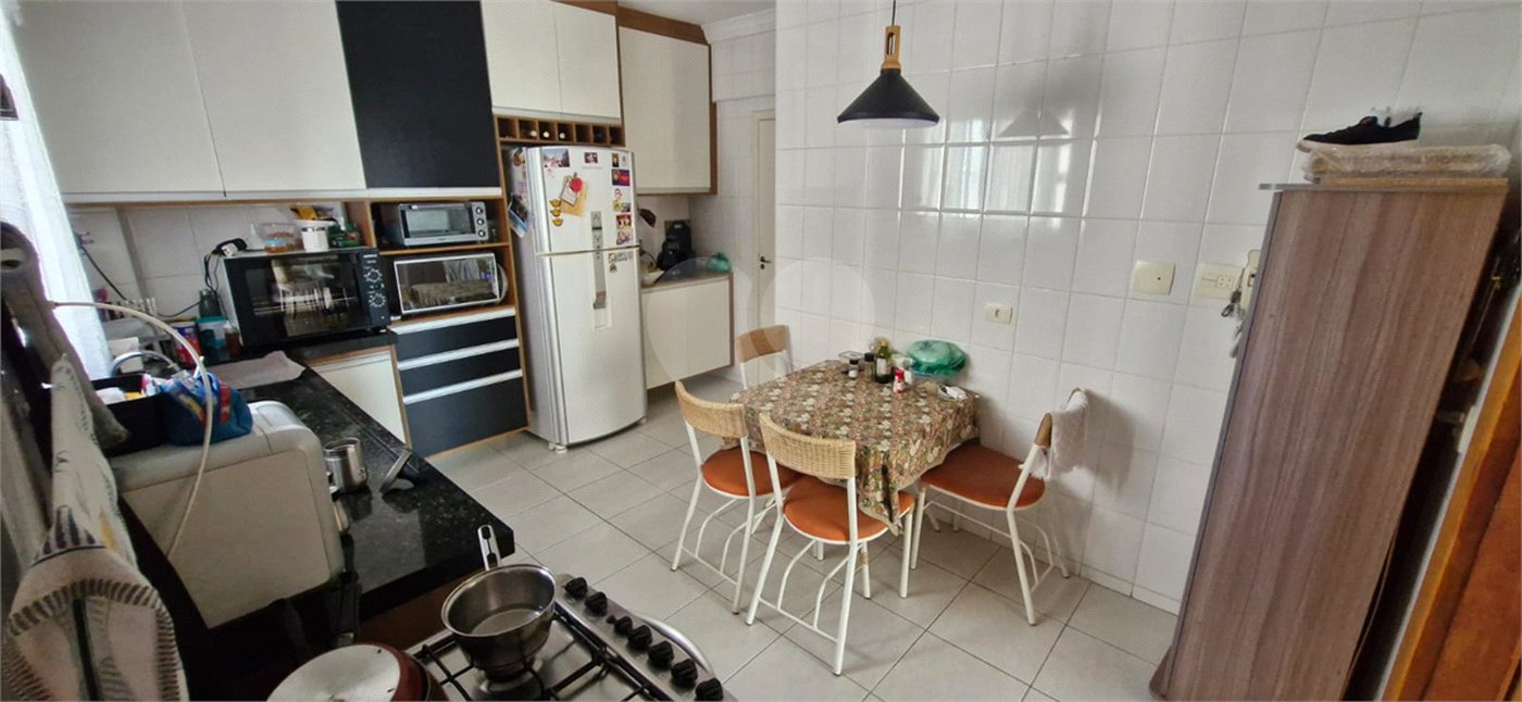 Apartamento à venda com 3 quartos, sendo 1 suíte, em Jardim das Indústrias, São José dos Campos, SP