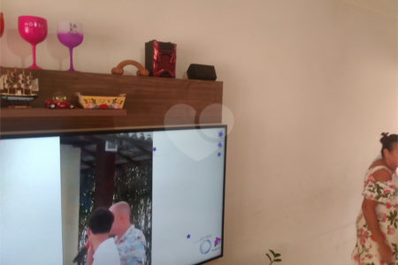 Sobrado à venda com 3 quartos em Vila Mazzei, São Paulo, SP