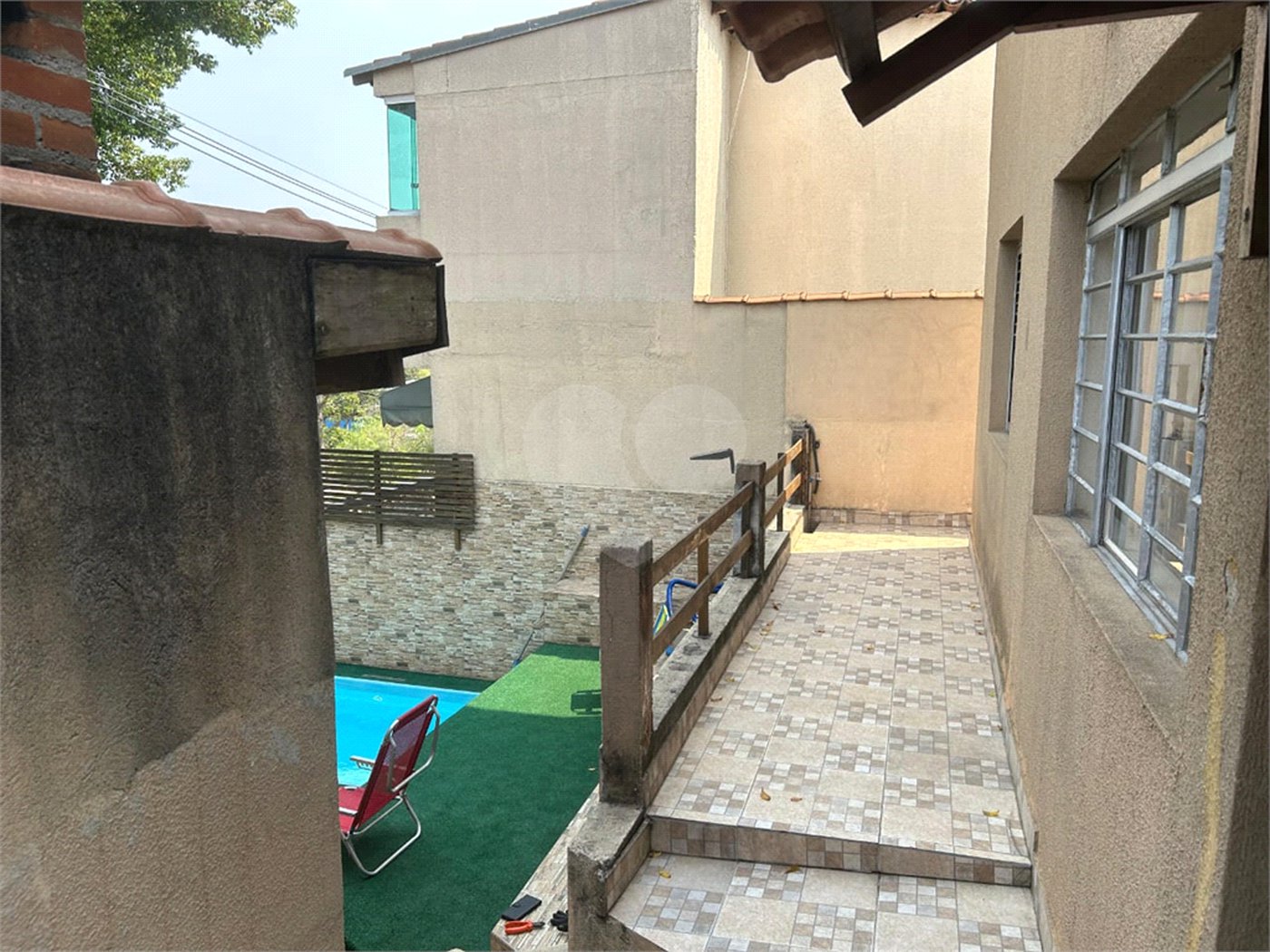 Sobrado à venda com 6 quartos, sendo 1 suíte,  em Vila do Encontro, São Paulo, SP