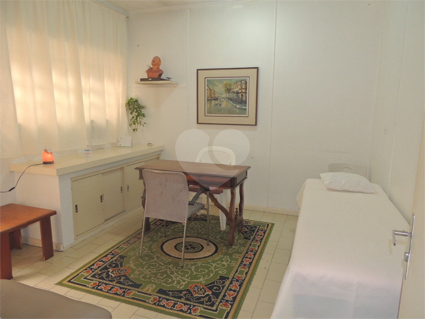 Sobrado à venda com 3 quartos, sendo 1 suíte, em Indianópolis, São Paulo, SP