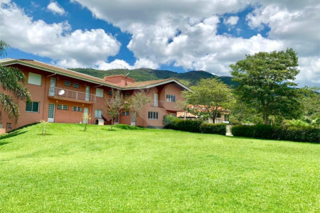 Casa à venda com 4 suítes em Jardim Maristela, Atibaia, SP